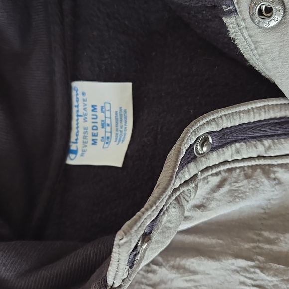 Boston College Champion Reverse-Weave Pull Over Medium - Picture 3 of 7